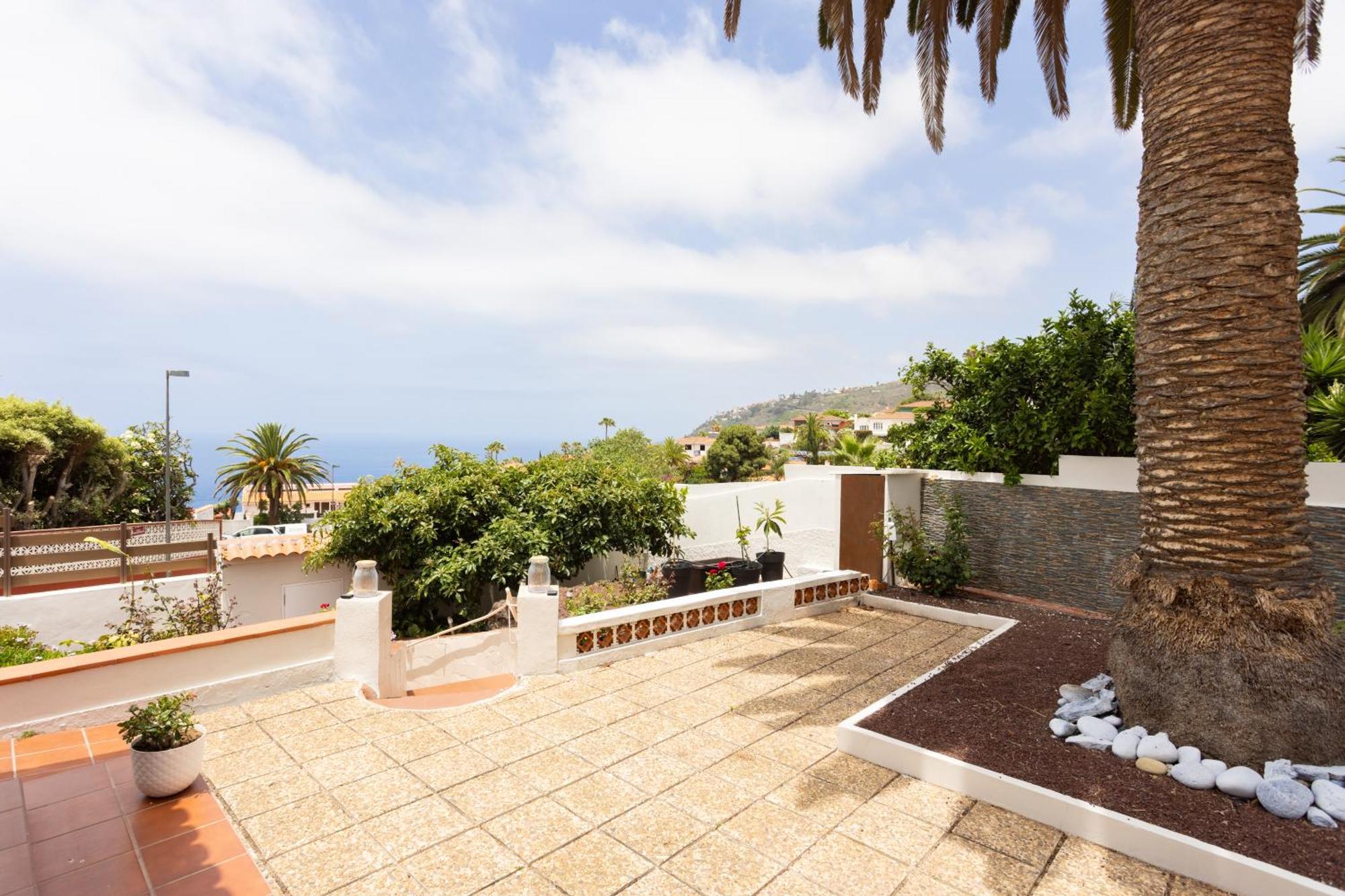 Home2Book Villa Alessandro, Design & Comfort Sauzal Exterior photo